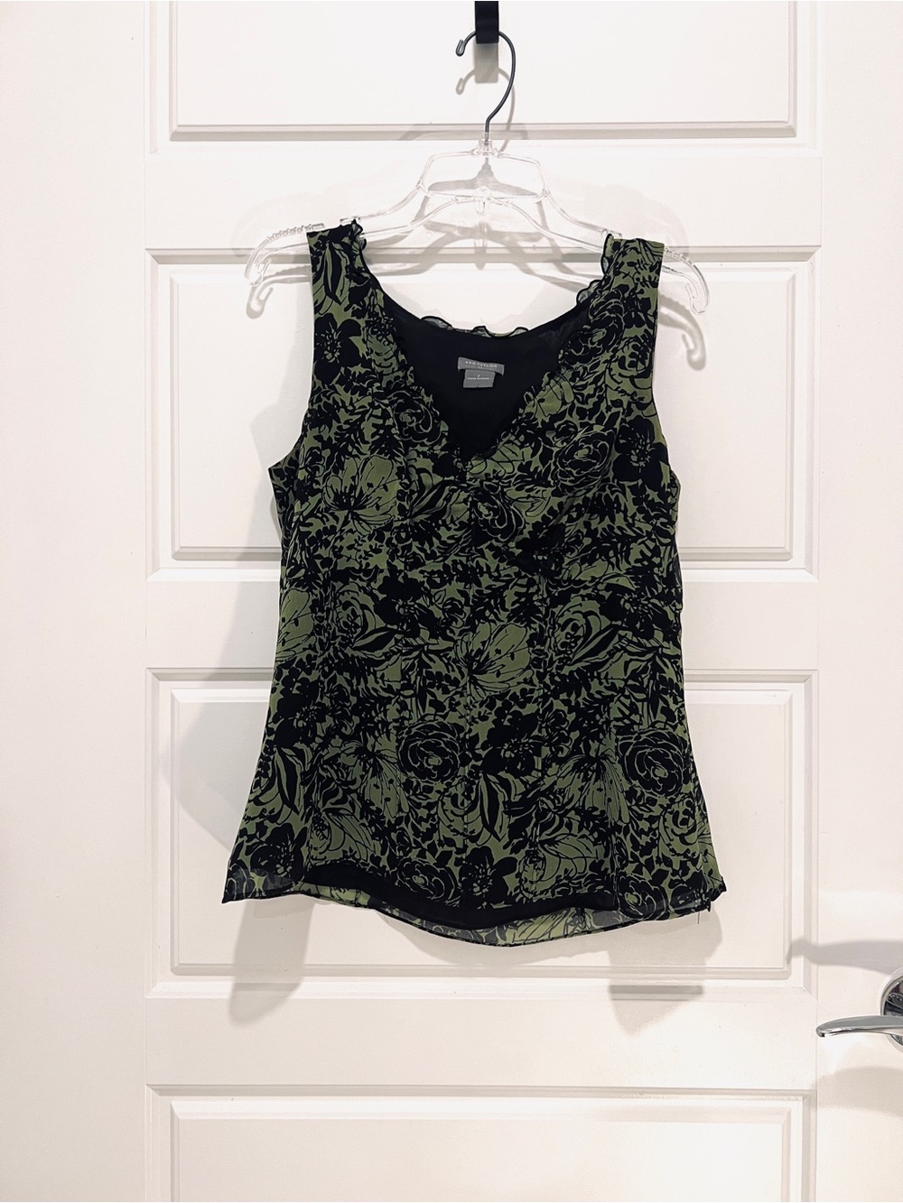 Ann Taylor Olive Green and Black Floral V-Neck blouse